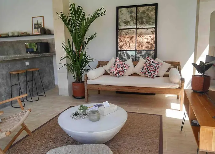 Charming 2 Bedrooms In The Heart Of Umalas